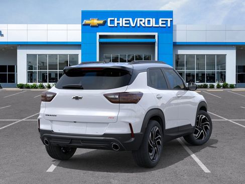 New 2026 Chevrolet TrailBlazer RS w/ Convenience Package FWD image 4