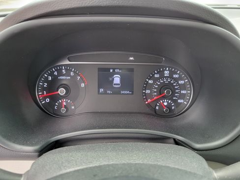 Used 2022 Kia Soul LX w/ Technology Package FWD image 30