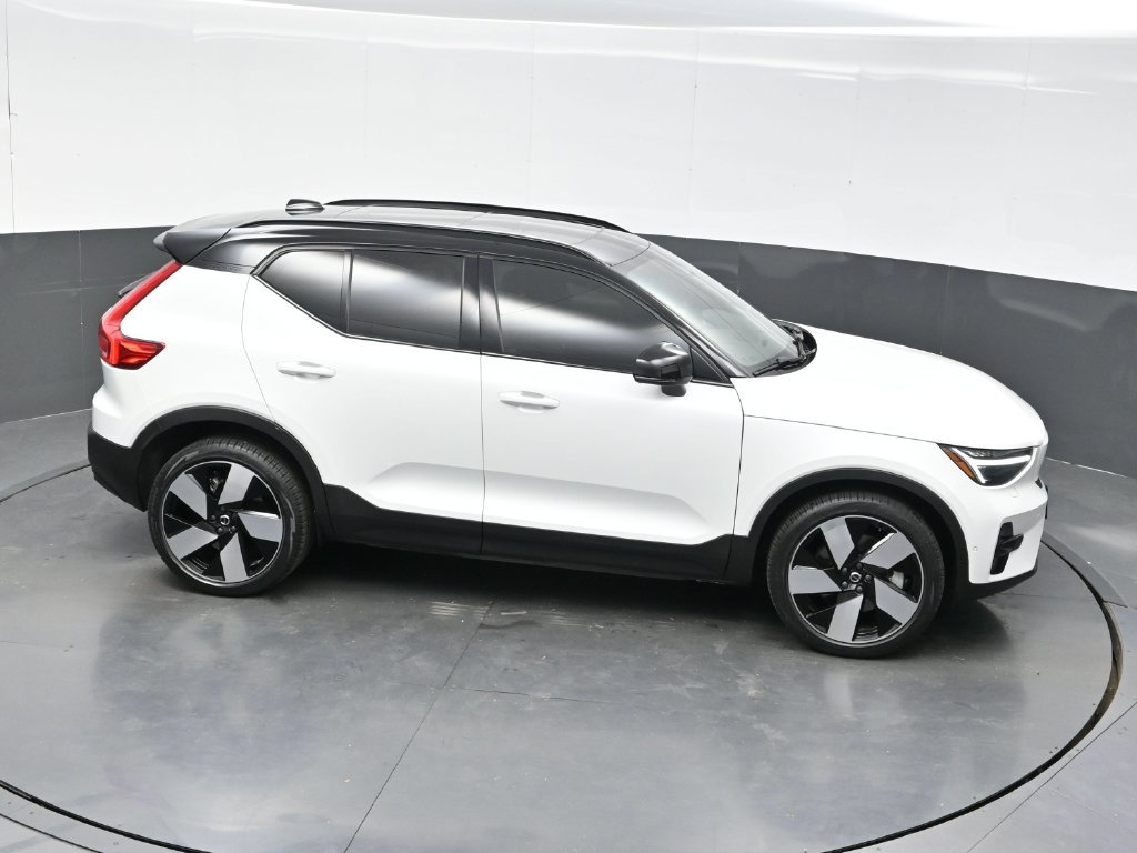 Used 2023 Volvo XC40 Recharge Ultimate AWD/4WD image 39