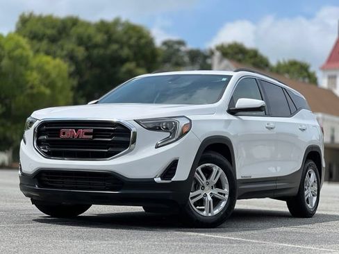 Used 2019 GMC Terrain SLE w/ Driver Convenience Package FWD image 1