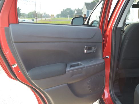 Used 2017 Mitsubishi Outlander Sport ES AWD/4WD image 23