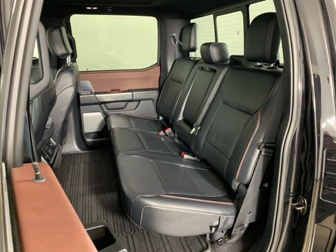 Used 2023 Ford F150 Lariat w/ Equipment Group 502A High image 32