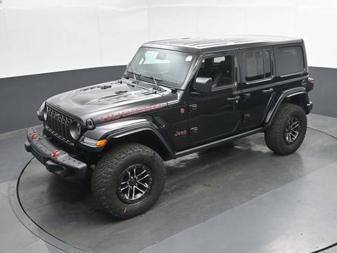 Used 2024 Jeep Wrangler Unlimited Rubicon AWD/4WD image 38
