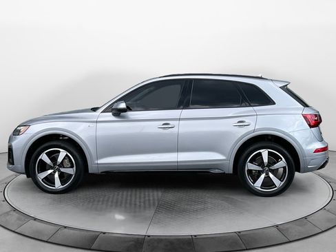 Used 2023 Audi Q5 2.0T Premium Plus w/ Premium Plus Package AWD/4WD image 4