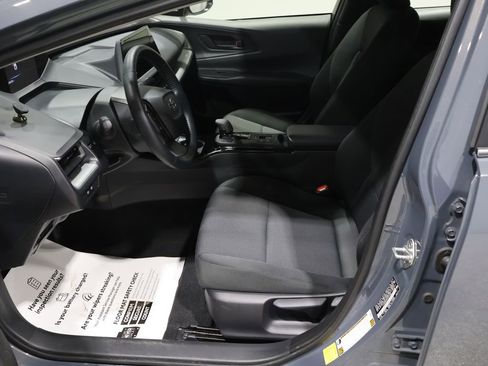 Used 2024 Toyota Prius LE image 10