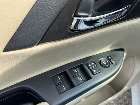 Used 2014 Honda Accord EX image 29