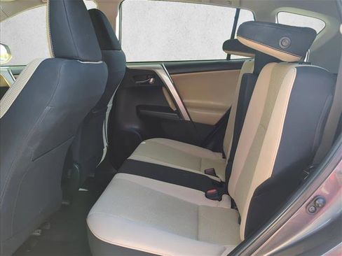 Used 2018 Toyota RAV4 XLE image 24