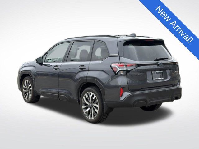 Used 2025 Subaru Forester Touring AWD/4WD image 5