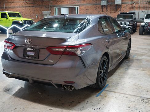 Used 2023 Toyota Camry XSE image 15