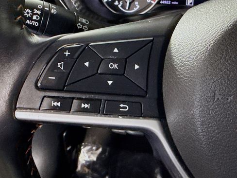 Used 2020 Nissan Sentra SR FWD image 14