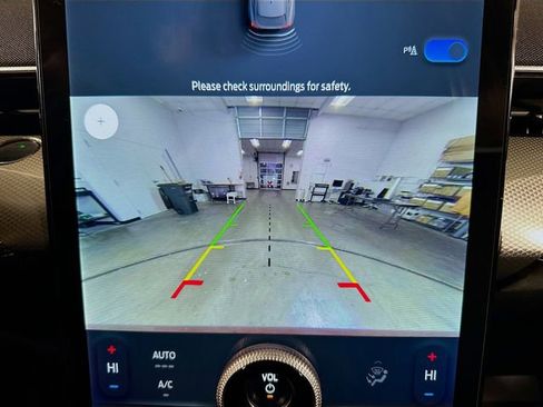 Certified 2022 Ford Mustang Mach-E Select image 27