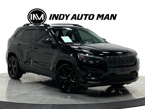 Used 2019 Jeep Cherokee Latitude Plus FWD image 2