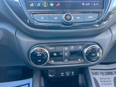 Used 2023 Chevrolet TrailBlazer LT w/ Convenience Package image 19