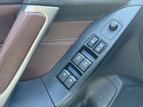 Used 2018 Subaru Forester 2.0XT Touring AWD/4WD image 12