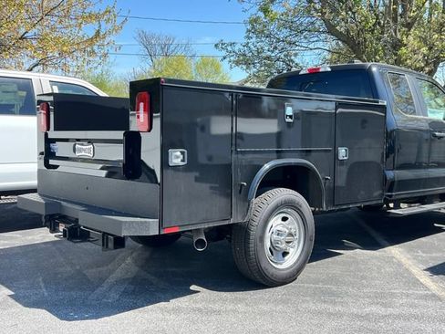 New 2026 Ford F350 XL w/ XL Chrome Package AWD/4WD image 4