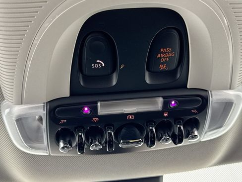 Used 2019 MINI Cooper Countryman FWD image 13