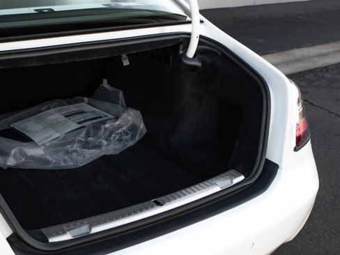 Used 2024 Rolls-Royce Ghost image 35