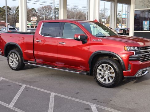 Used 2021 Chevrolet Silverado 1500 High Country image 2