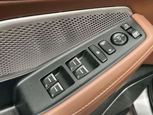 Used 2023 Acura MDX SH-AWD w/ Technology Package image 22