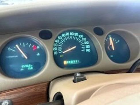 Used 2005 Buick Le Sabre Custom image 9