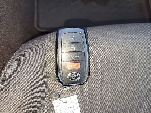 Used 2025 Toyota Camry LE image 23