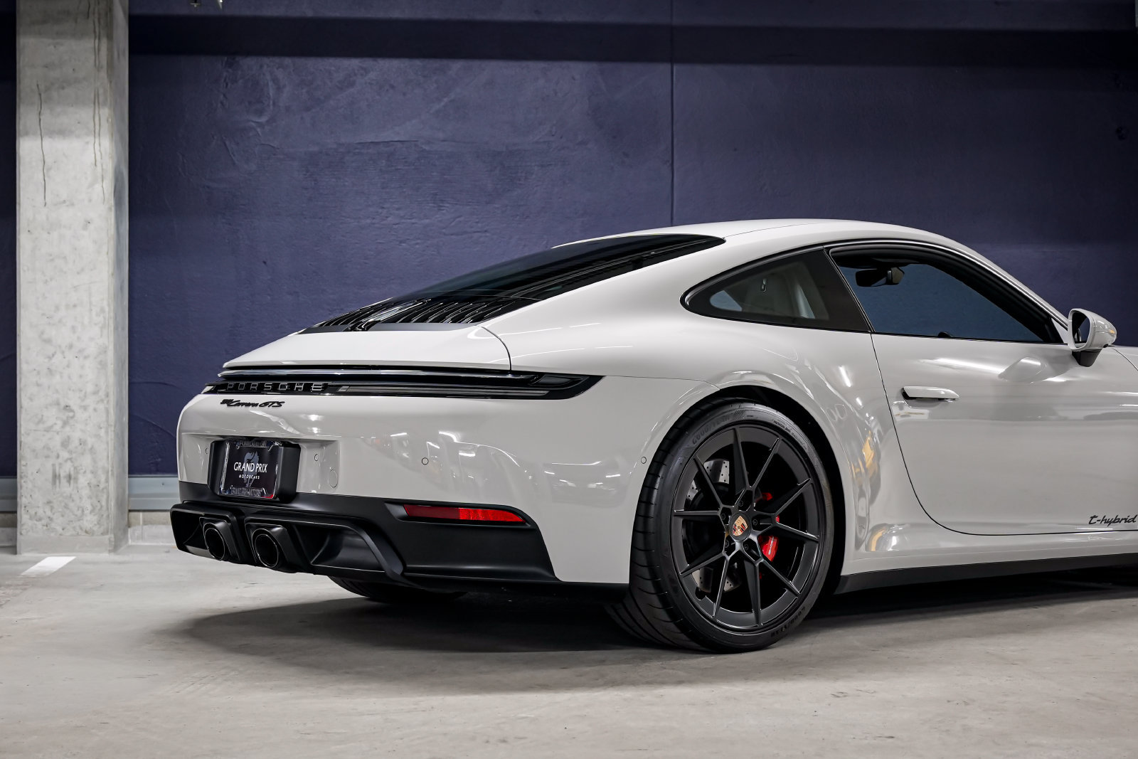 Used 2026 Porsche 911 Carrera GTS RWD image 38