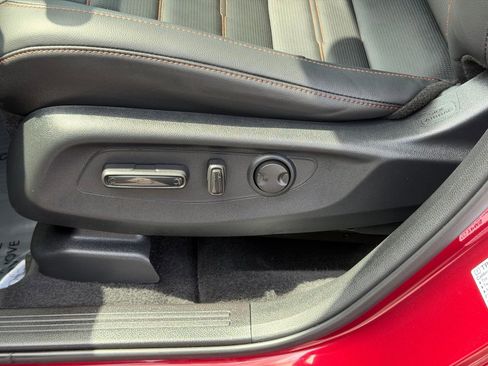 Used 2025 Honda CR-V Sport-L image 15