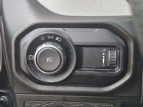 Used 2025 Jeep Wrangler Sport image 24