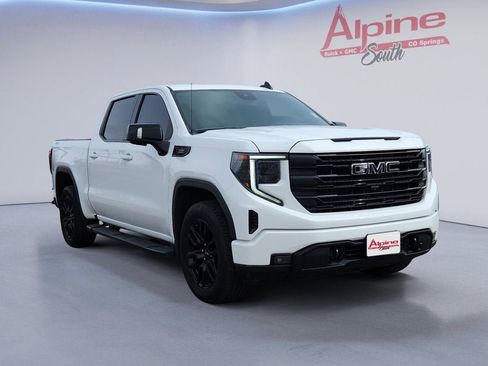 Used 2022 GMC Sierra 1500 Elevation w/ Elevation Premium Package image 7