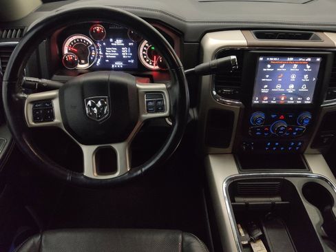 Used 2018 RAM 2500 Laramie w/ Convenience Group image 22