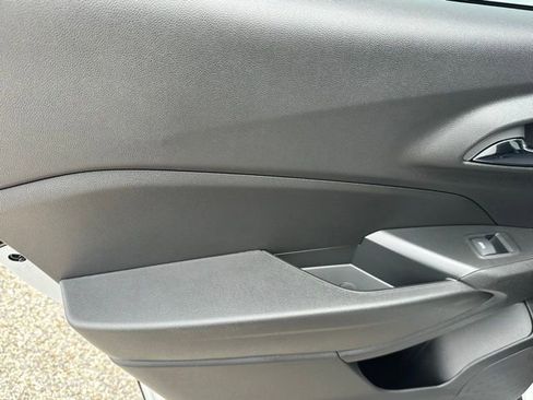 New 2026 Chevrolet Trax LS w/ LS Convenience Package image 21