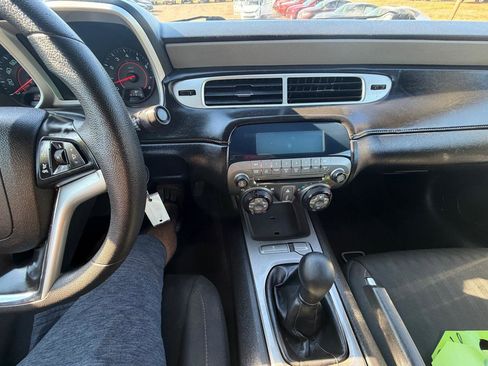 Used 2014 Chevrolet Camaro LS RWD image 19
