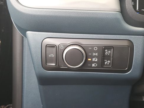 New 2025 Ford Maverick XL w/ Equipment Group 102A image 17