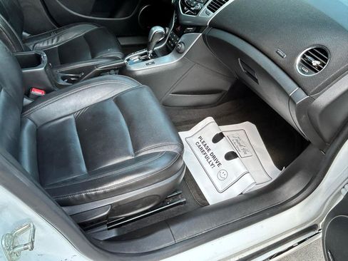 Used 2014 Chevrolet Cruze LTZ w/ Sun, Sound and Sport Package FWD image 12