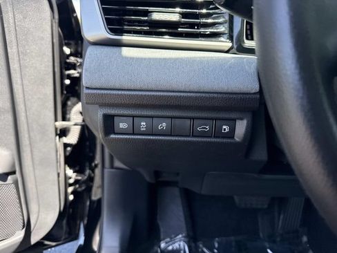 Used 2025 Toyota Camry LE FWD image 32