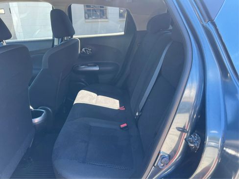 Used 2013 Nissan Juke SV image 10