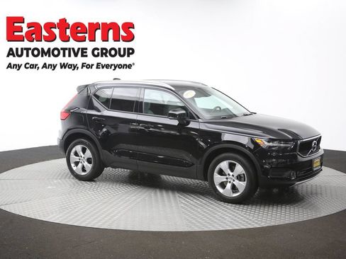 Used 2019 Volvo XC40 T5 Momentum AWD/4WD image 46