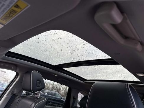 Used 2022 Acura MDX SH-AWD w/ Advance Package image 16