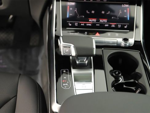 New 2025 Audi Q7 3.0T Premium Plus image 21
