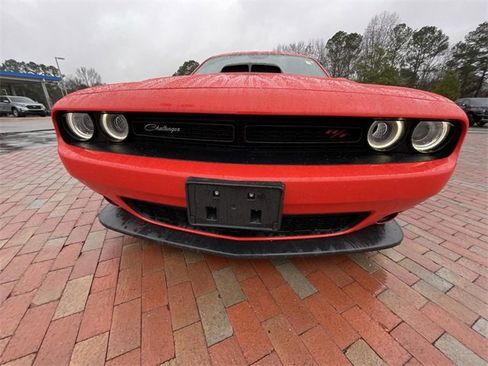 Used 2021 Dodge Challenger R/T Scat Pack w/ Shaker Package image 4
