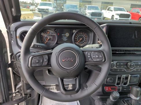 New 2025 Jeep Gladiator Willys image 13