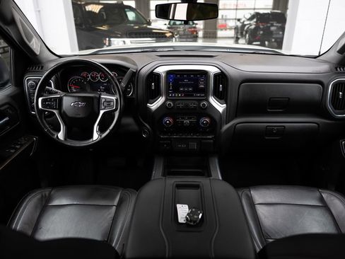 Used 2020 Chevrolet Silverado 1500 LT Trail Boss AWD/4WD image 19