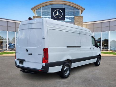 New 2025 Mercedes-Benz Sprinter 2500 image 4