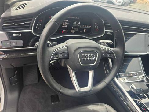 Used 2023 Audi Q7 2.0T Premium w/ Towing Package AWD/4WD image 27
