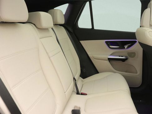 New 2026 Mercedes-Benz GLC 300 image 8