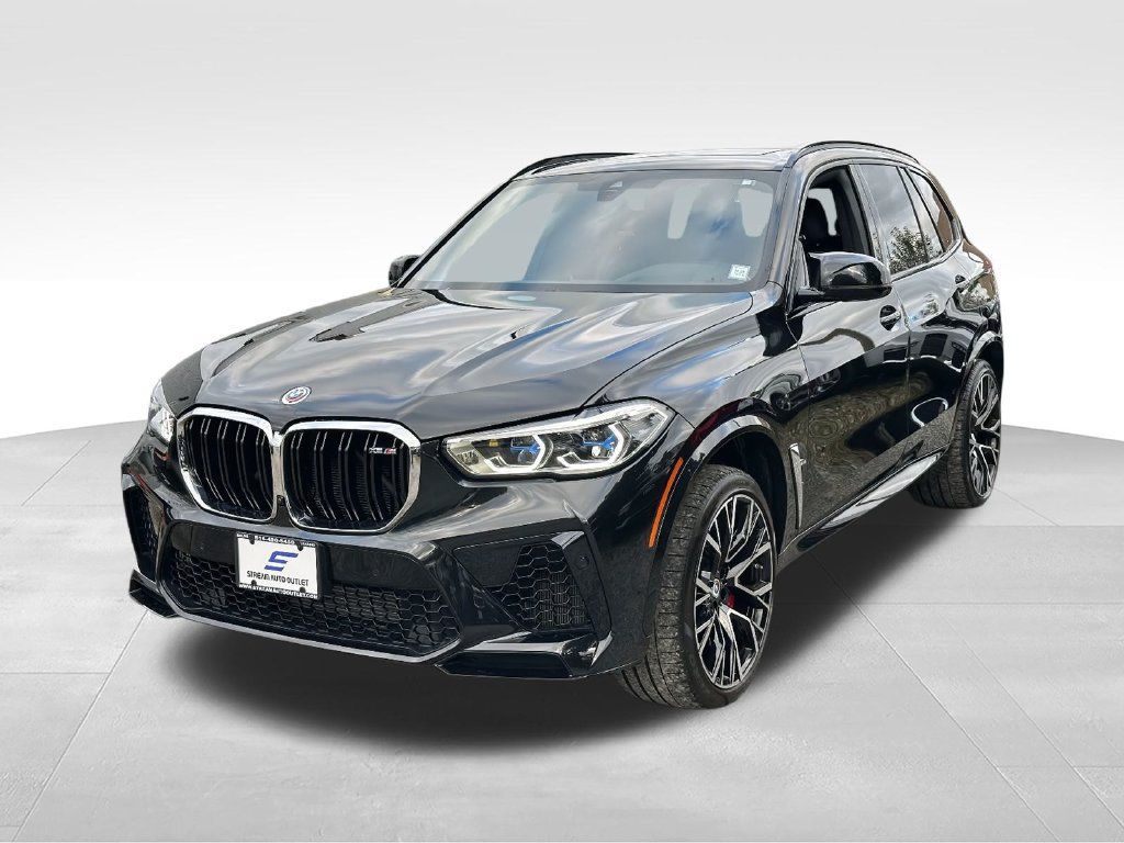 Used 2023 BMW X5 M w/ Executive Package AWD/4WD image 3
