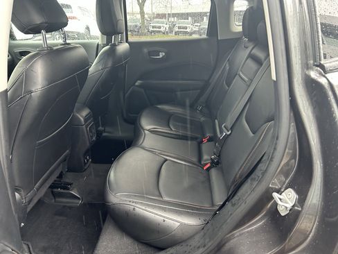 Used 2019 Jeep Compass Limited image 24