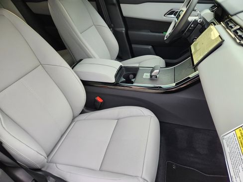 New 2026 Land Rover Range Rover Velar Dynamic SE AWD/4WD image 9