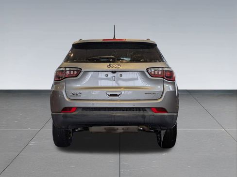 Used 2018 Jeep Compass Sport w/ Tech Group image 5