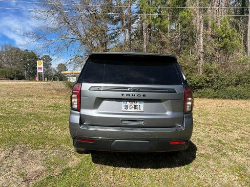 Used 2021 Chevrolet Tahoe Z71 w/ Z71 Off-Road Package image 6